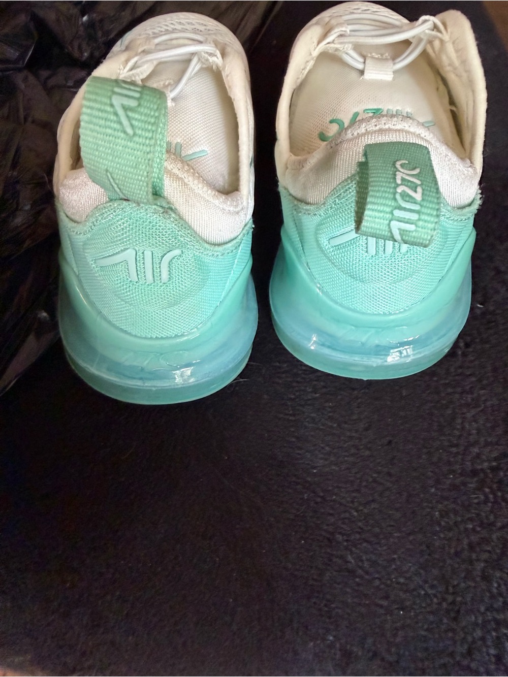 Nike - Picture 2 of 6
